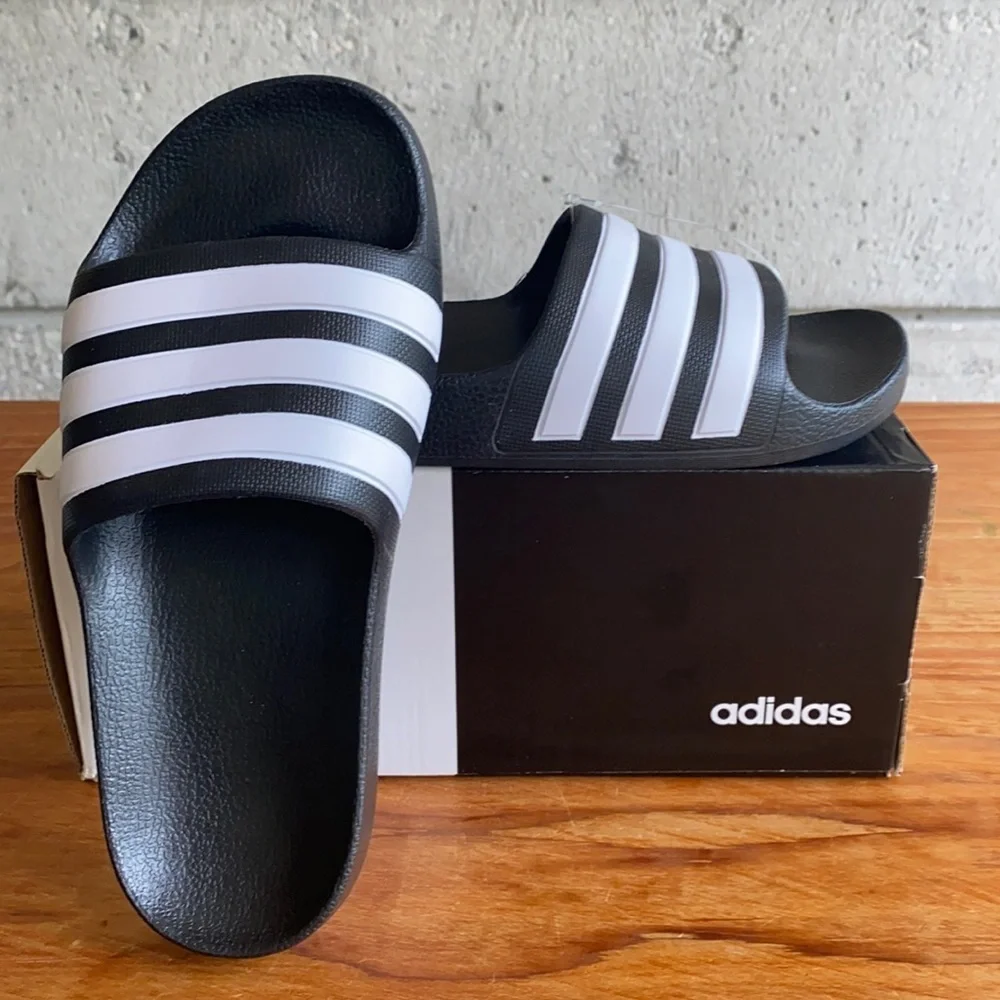 🆕 Sz 3 Adidas Kids Adilette Aqua - Picture 1 of 7